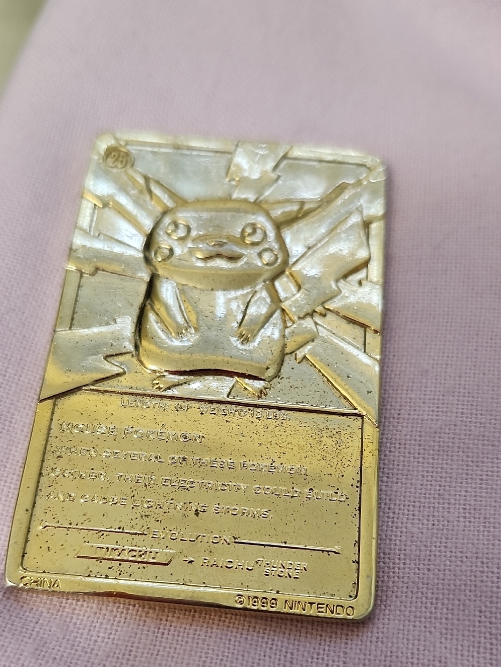 1999 Pokemon Pikachu Gold Plated Card By Nintendo - Picture 8 of 9